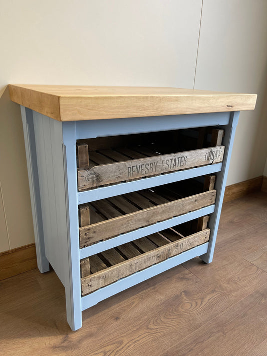 Kitchen island with chunky pine worktop ( standard )