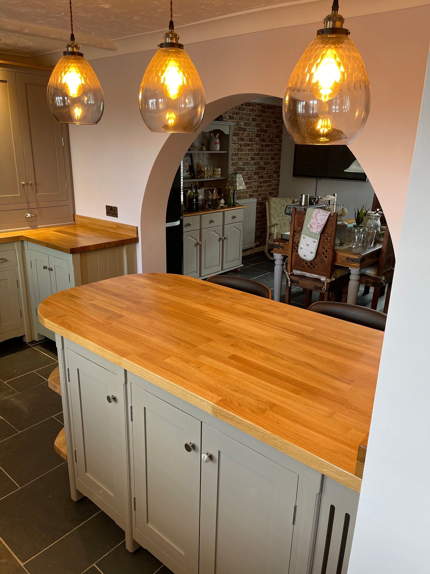 Fully Fitted Freestanding Kithchen, Made To Measure, Shaker Kitchen, Oak Worktop